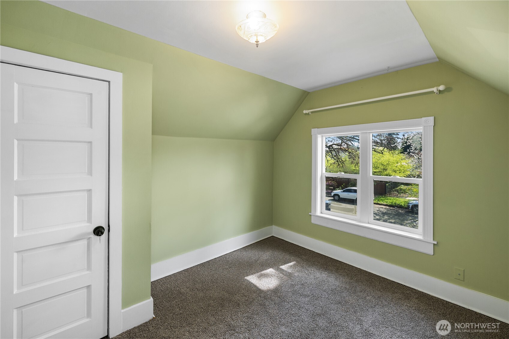 901 E Morton Street , Tacoma, WA 98404