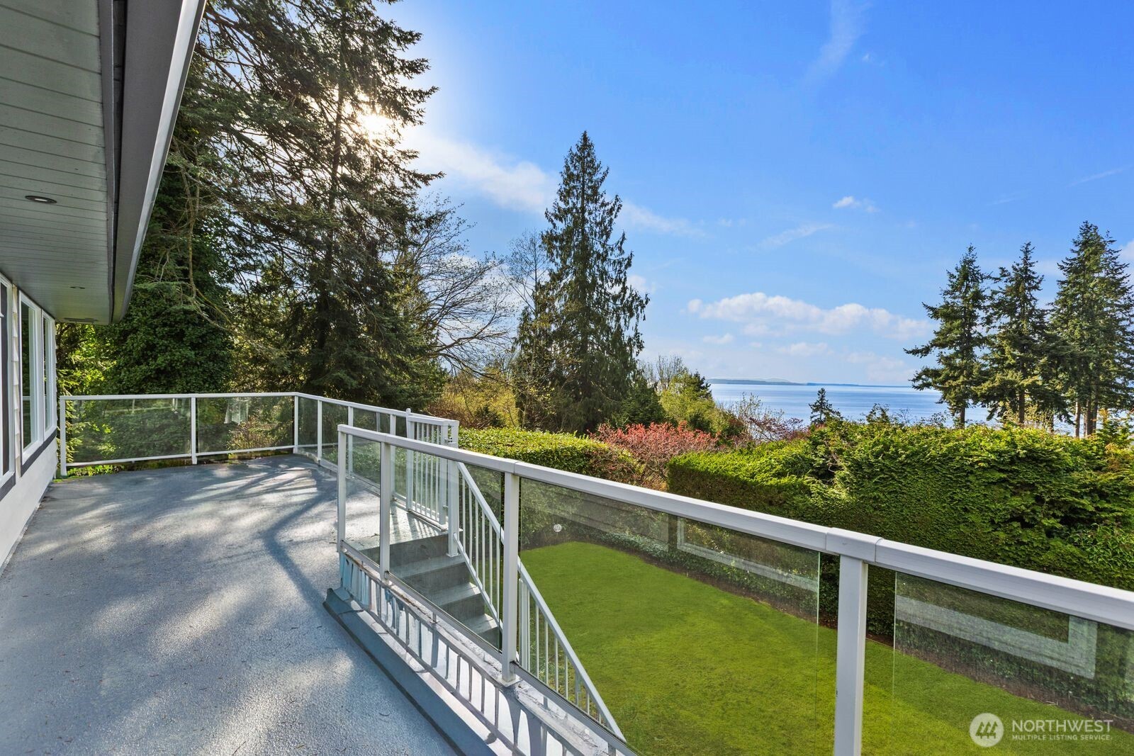 16858 76th Avenue W, Edmonds, WA 98026