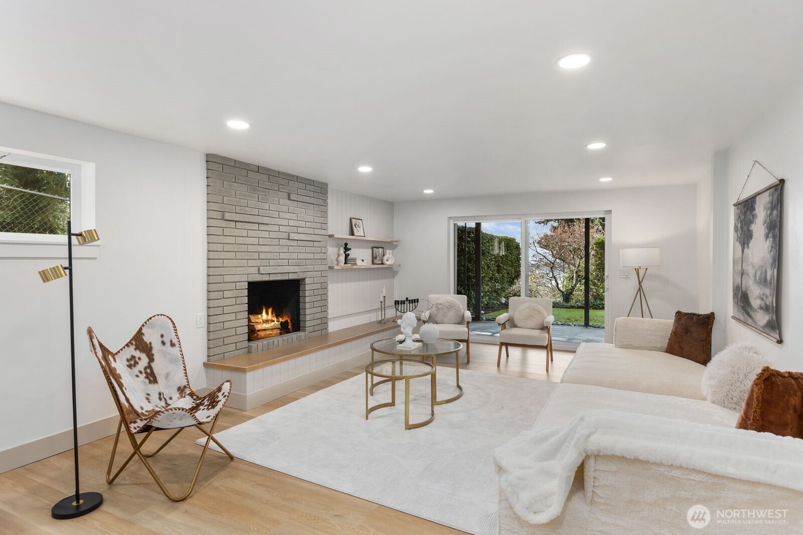 16858 76th Avenue W, Edmonds, WA 98026