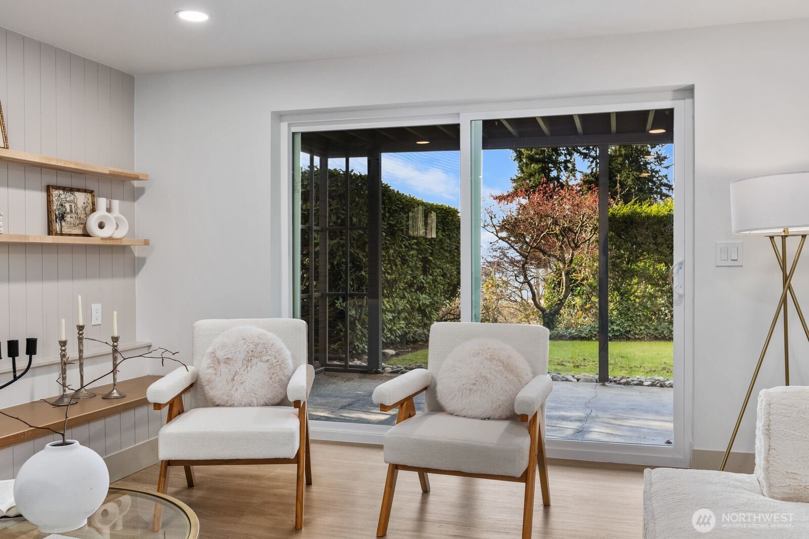 16858 76th Avenue W, Edmonds, WA 98026