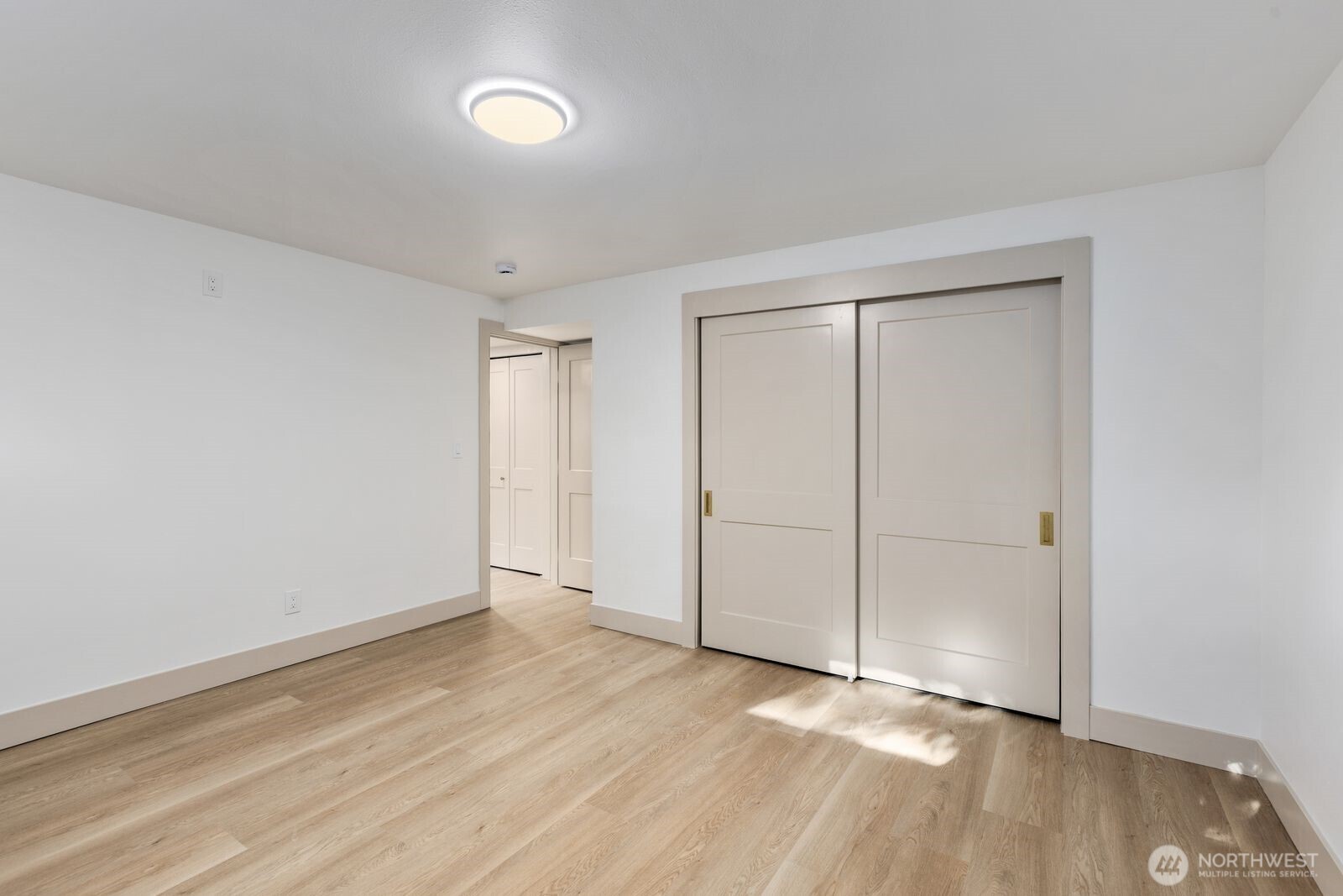 16858 76th Avenue W, Edmonds, WA 98026