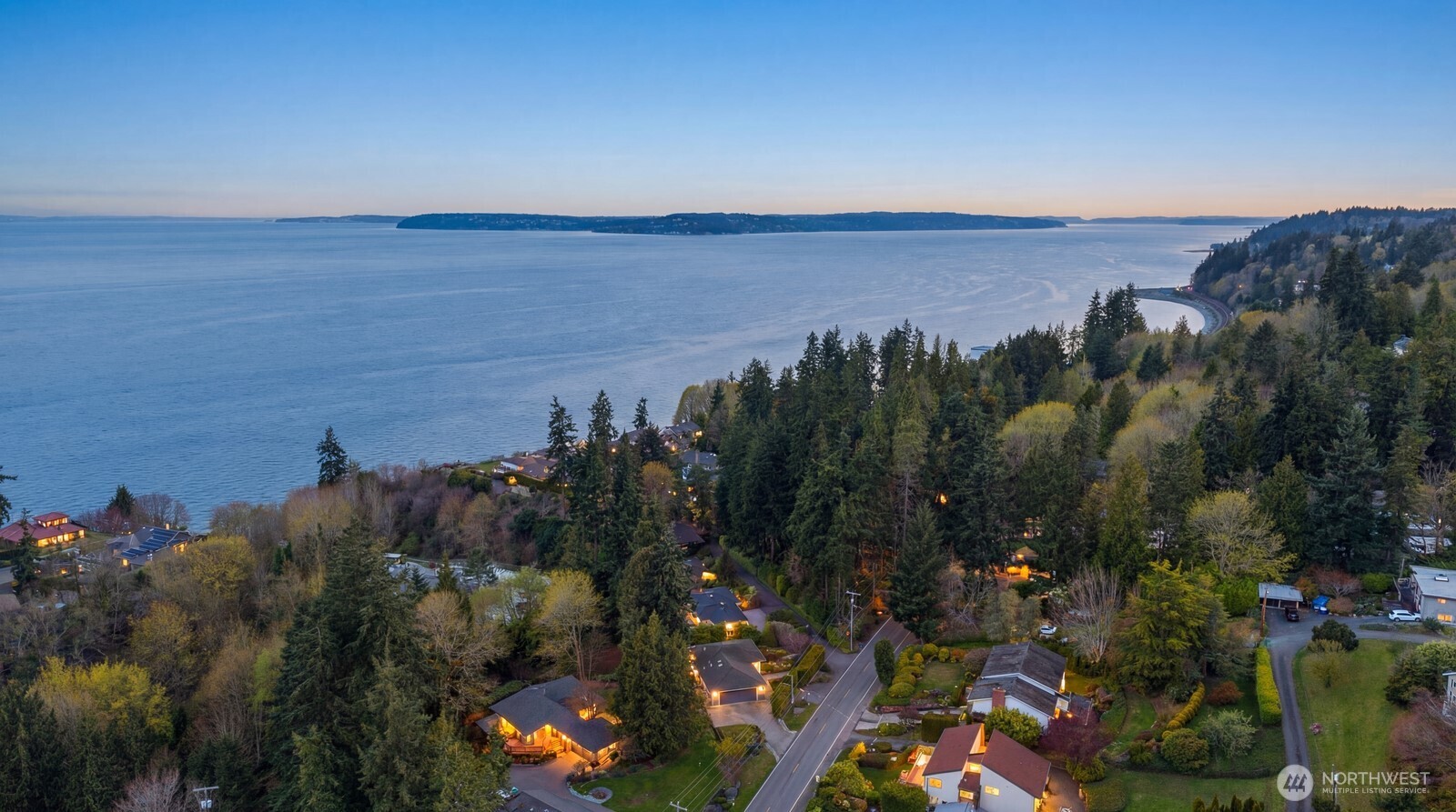 16858 76th Avenue W, Edmonds, WA 98026