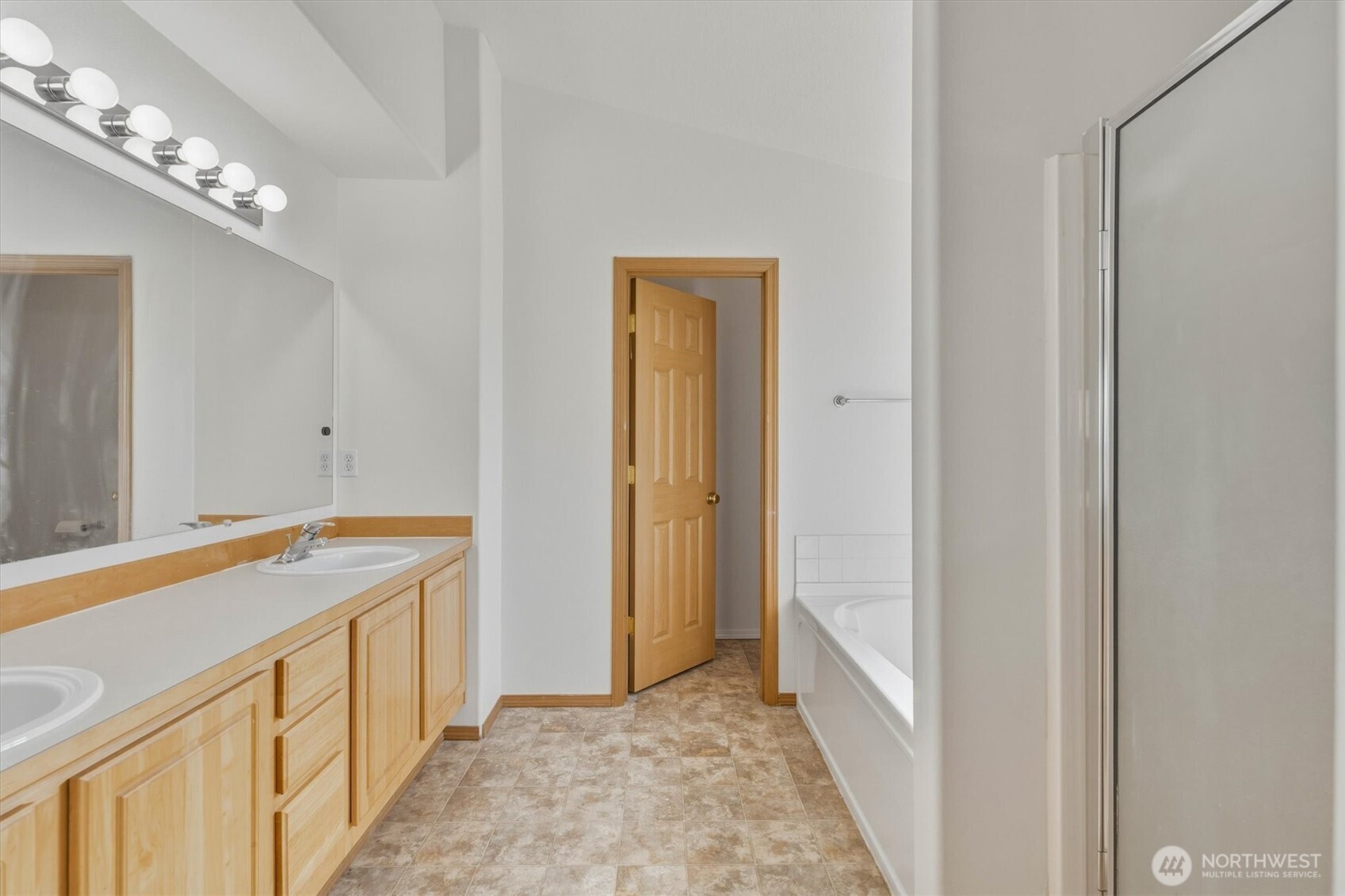 1061 40th Street , Washougal, WA 98671