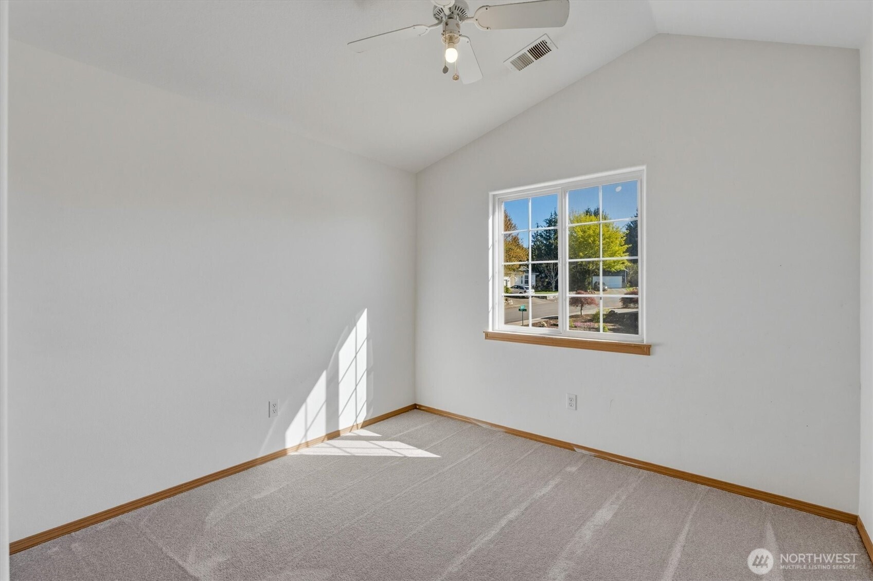 1061 40th Street , Washougal, WA 98671