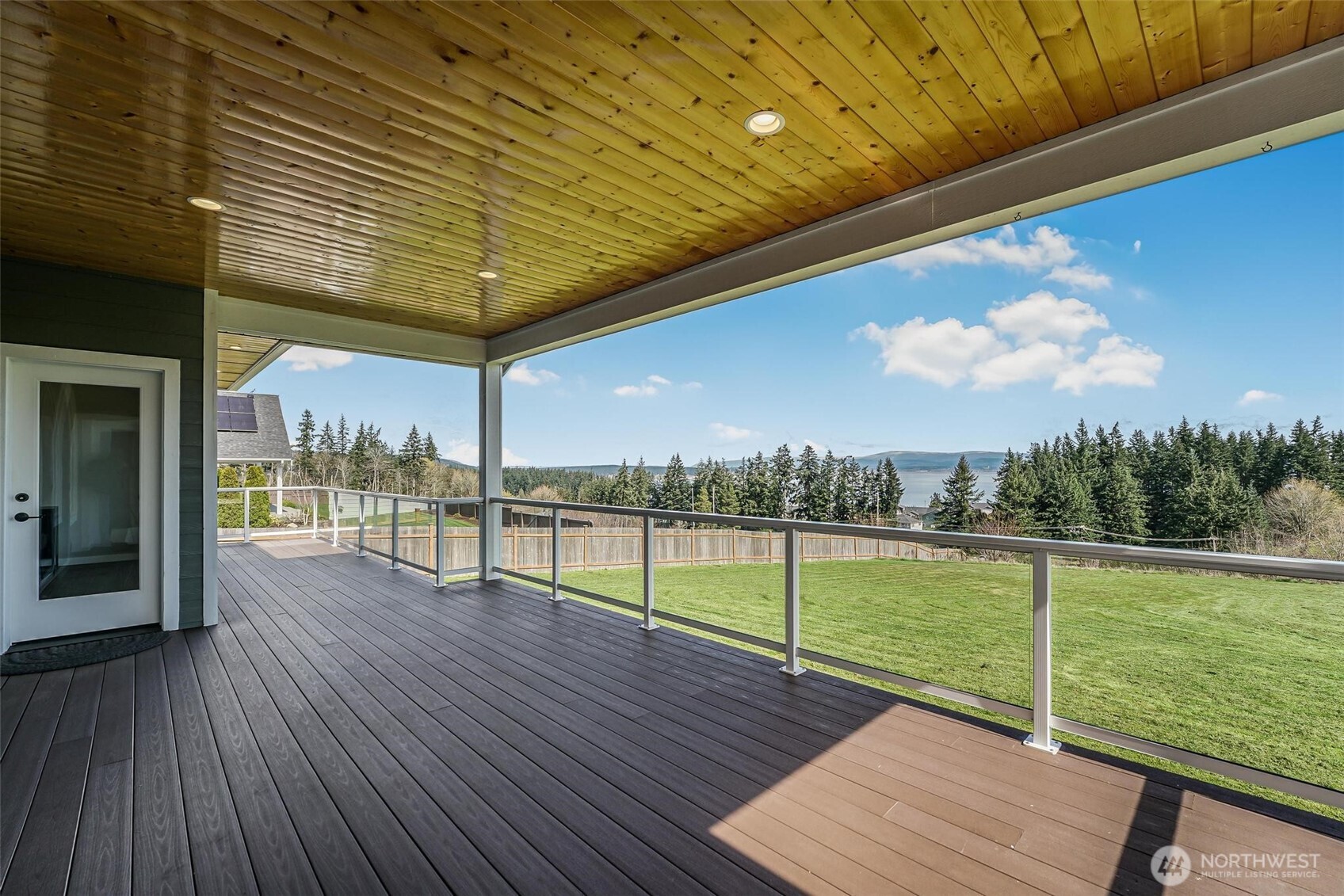 1395 Village Heights Place , Camano Island, WA 98282