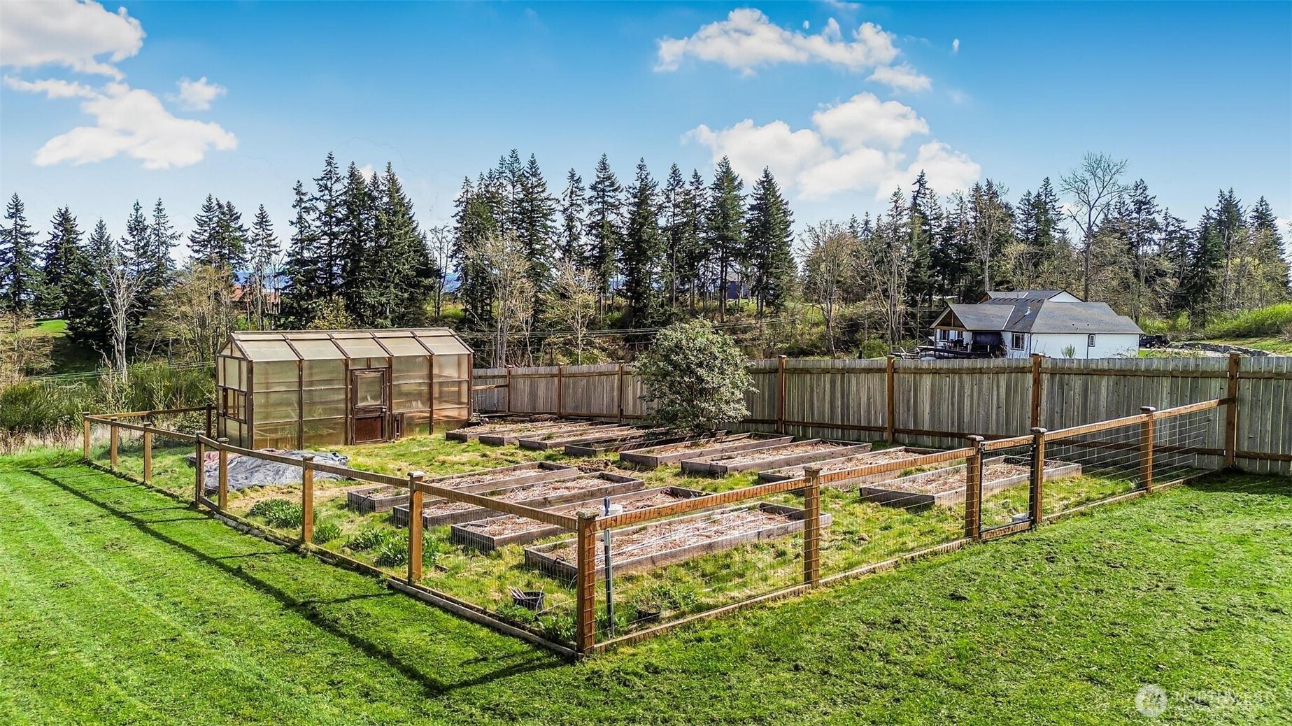 1395 Village Heights Place , Camano Island, WA 98282