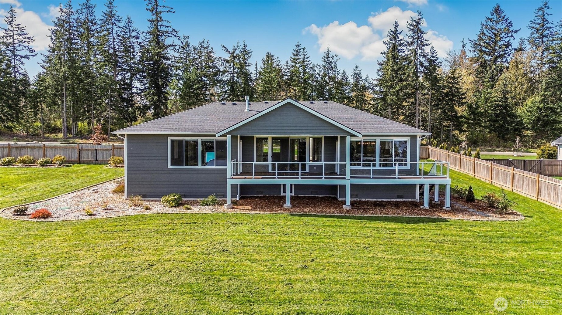 1395 Village Heights Place , Camano Island, WA 98282