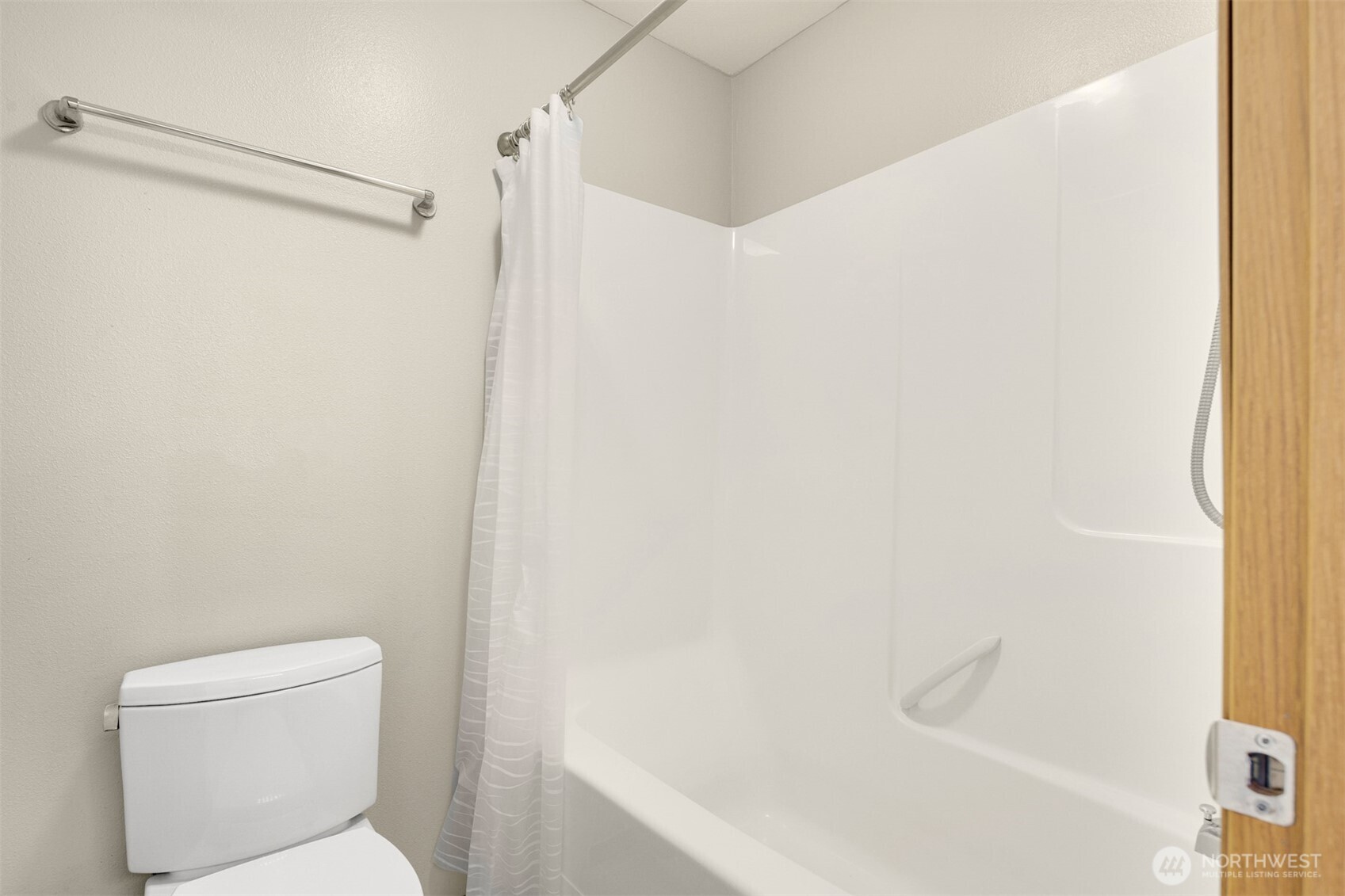 17915 25th Avenue E, Tacoma, WA 98445