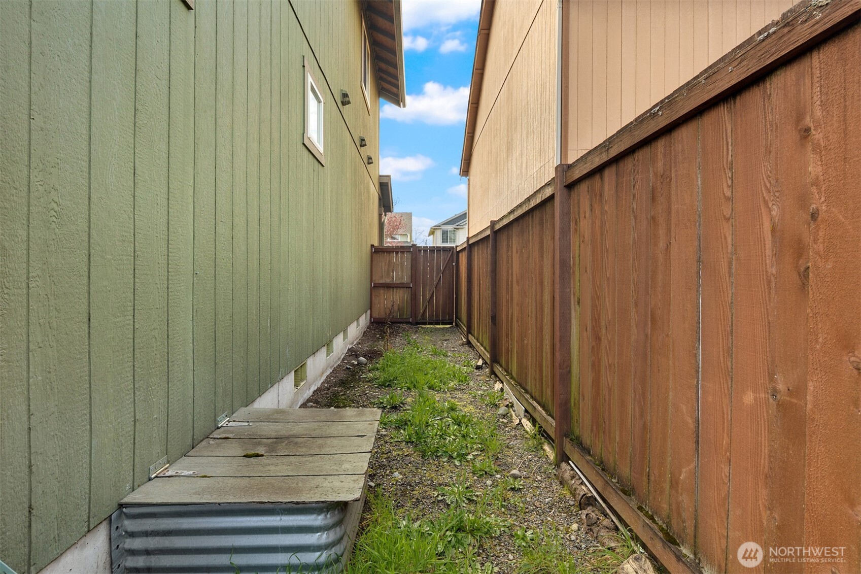 17915 25th Avenue E, Tacoma, WA 98445