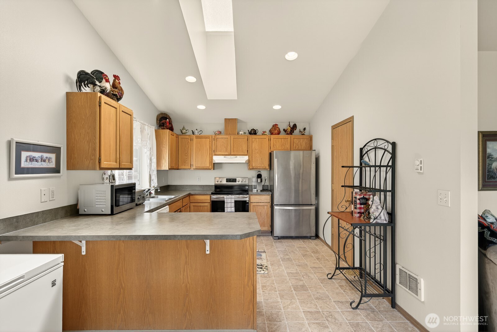 2303 256th St NW , Stanwood, WA 98292