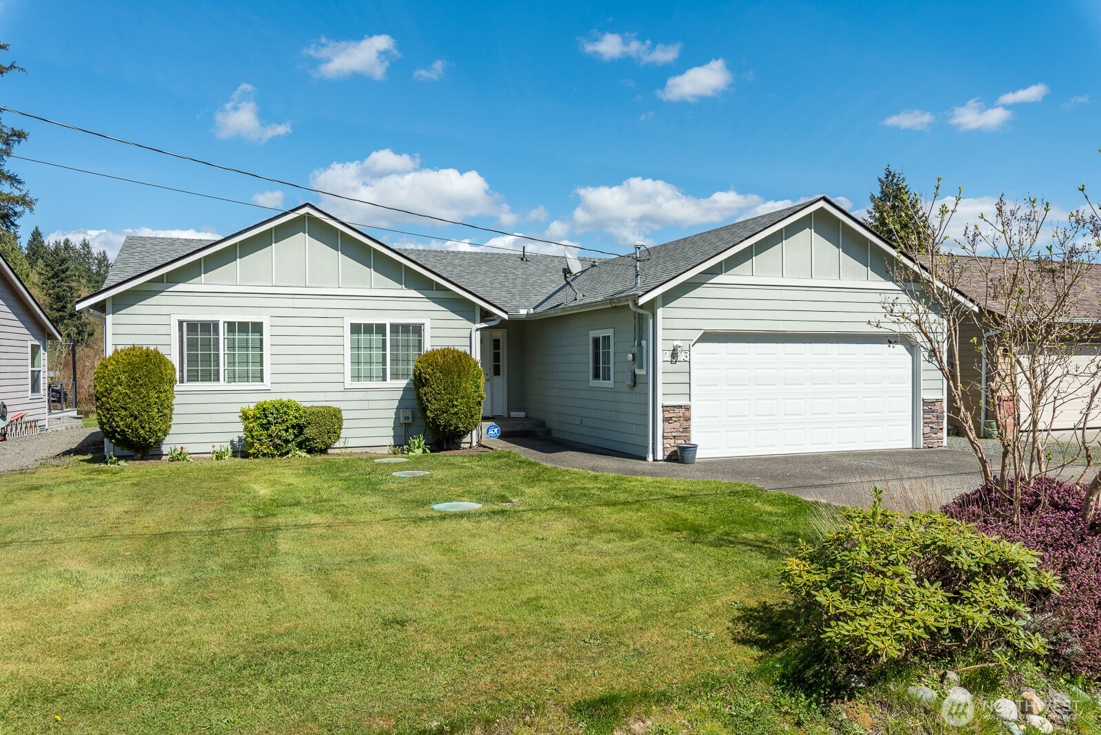 2303 256th St NW , Stanwood, WA 98292