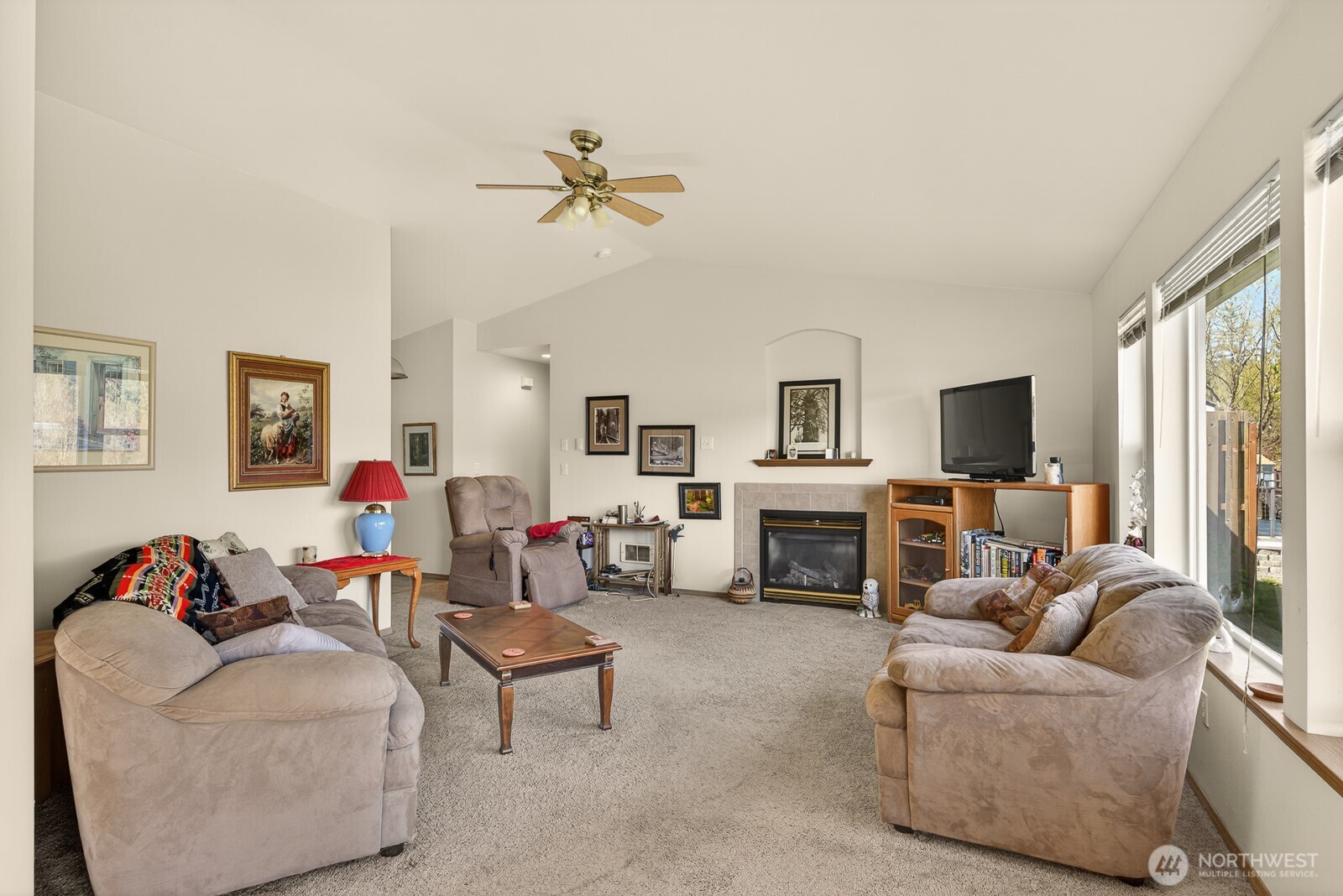 2303 256th St NW , Stanwood, WA 98292