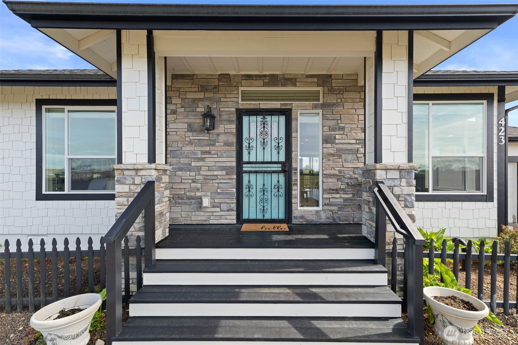 423 S Spinnaker Street SW, Ocean Shores, WA 98569