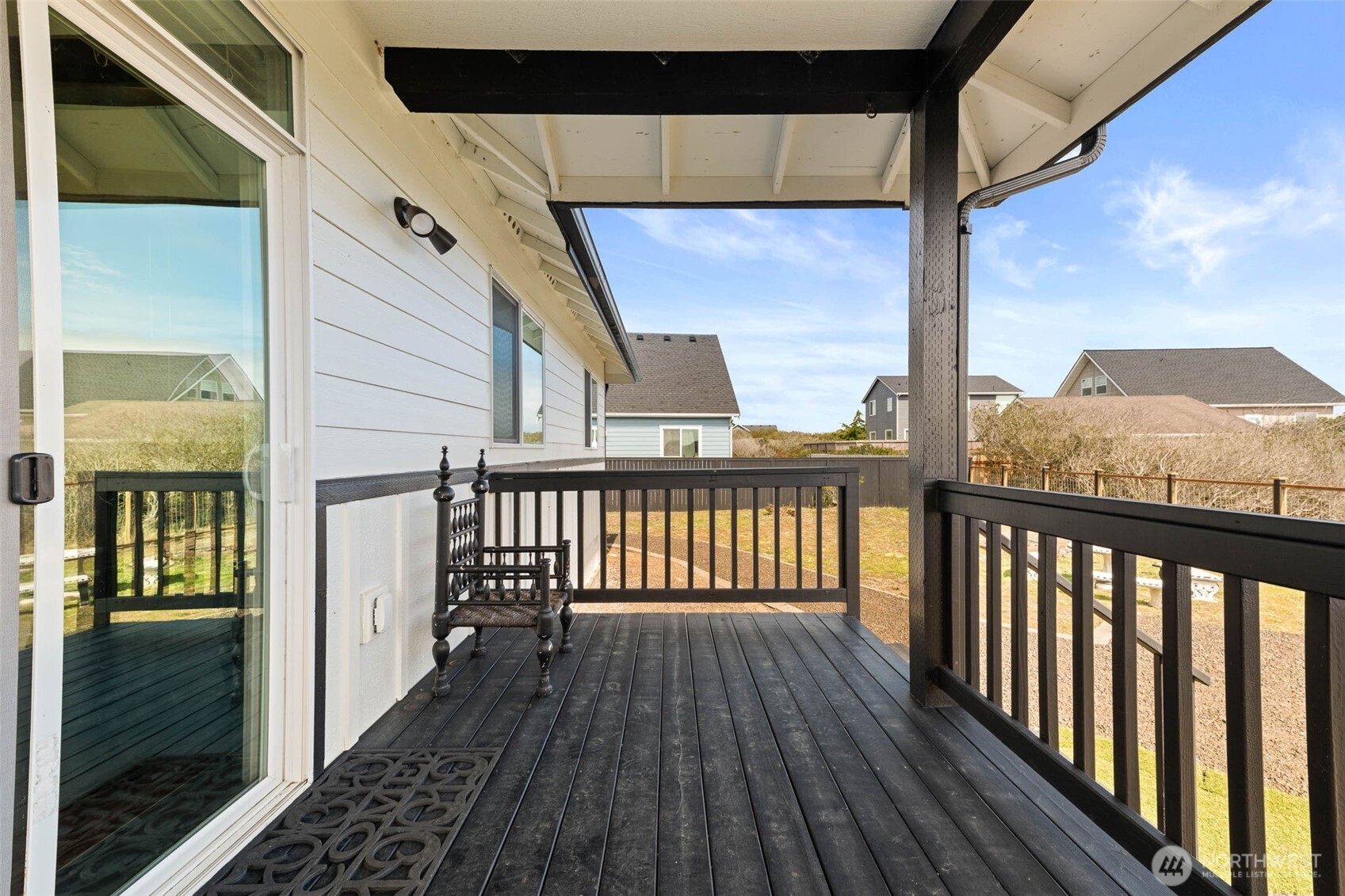 423 S Spinnaker Street SW, Ocean Shores, WA 98569