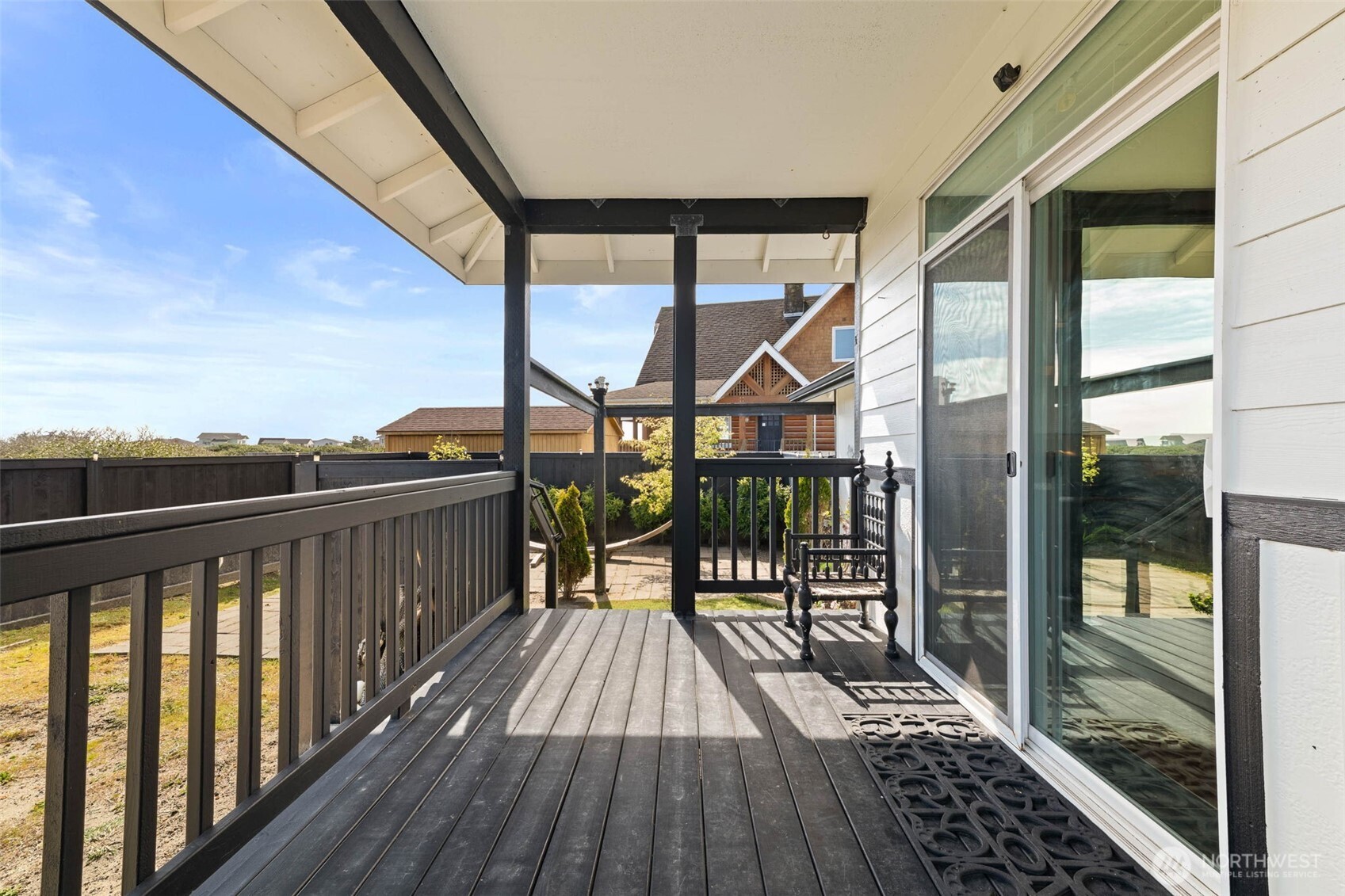 423 S Spinnaker Street SW, Ocean Shores, WA 98569