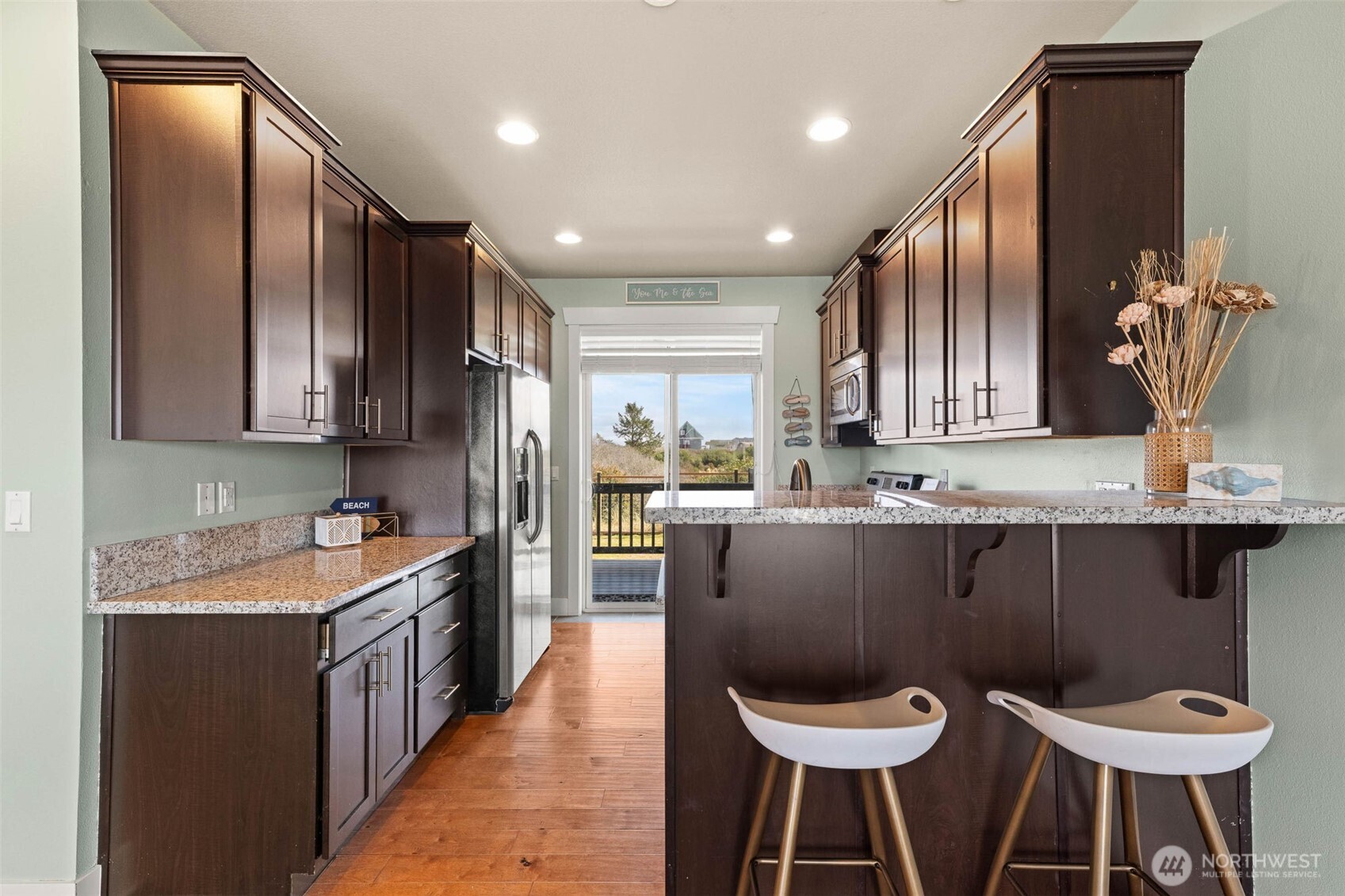 423 S Spinnaker Street SW, Ocean Shores, WA 98569