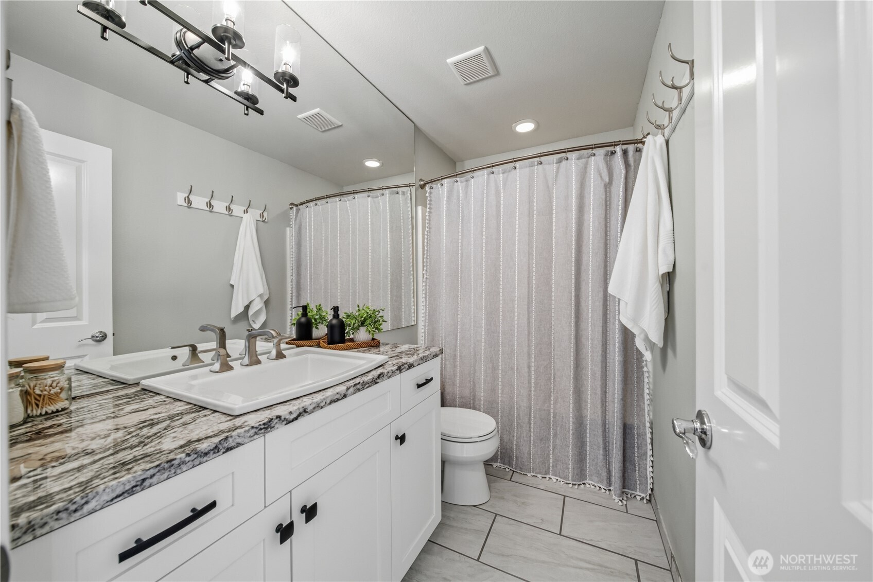 205 Newport Way NW #J1, Issaquah, WA 98027