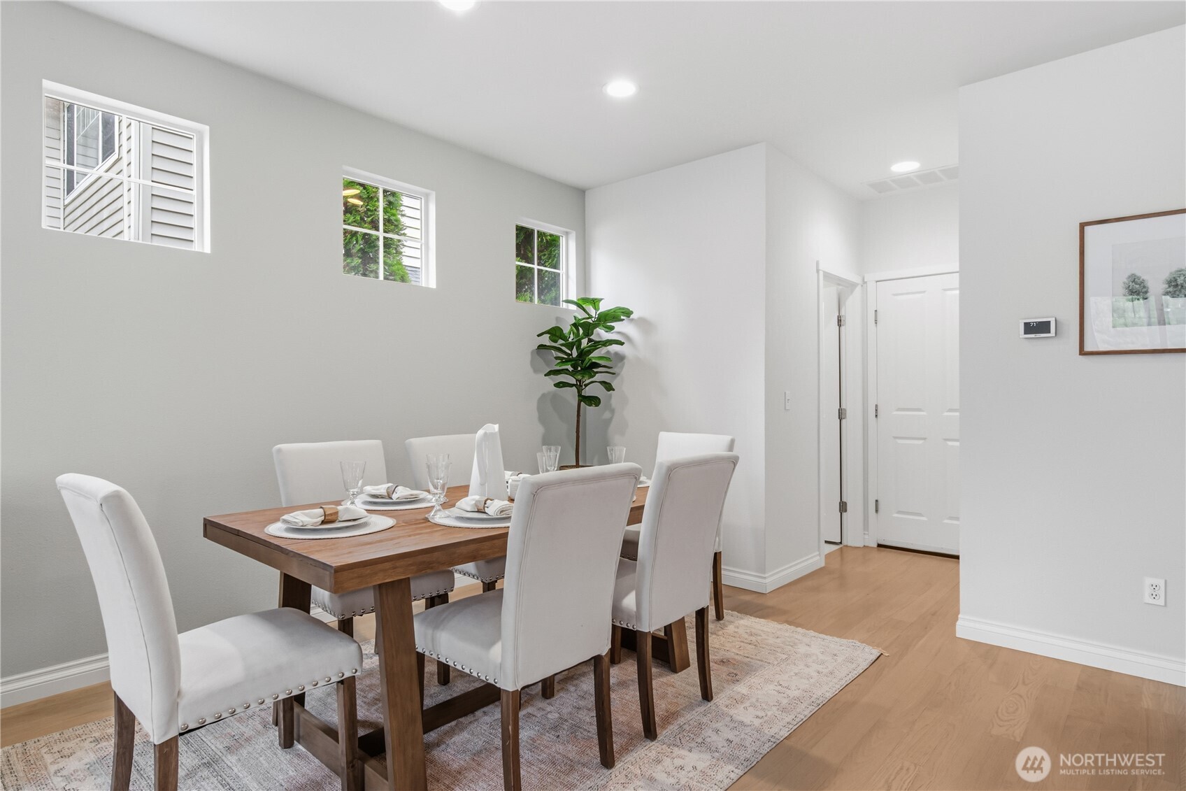 205 Newport Way NW #J1, Issaquah, WA 98027