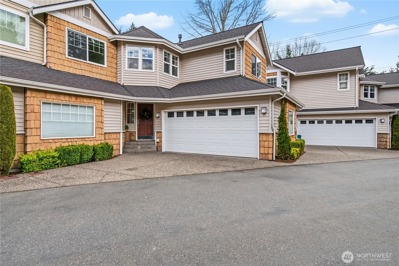 205 Newport Way NW #J1, Issaquah, WA 98027
