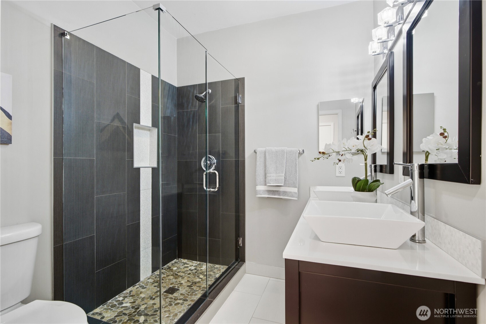 14341 109th Avenue NE, Kirkland, WA 98034