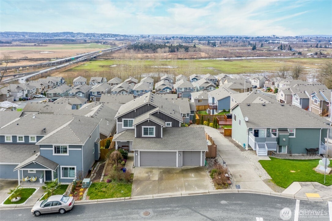 1718 72nd Ave SE , Lake Stevens, WA 98258