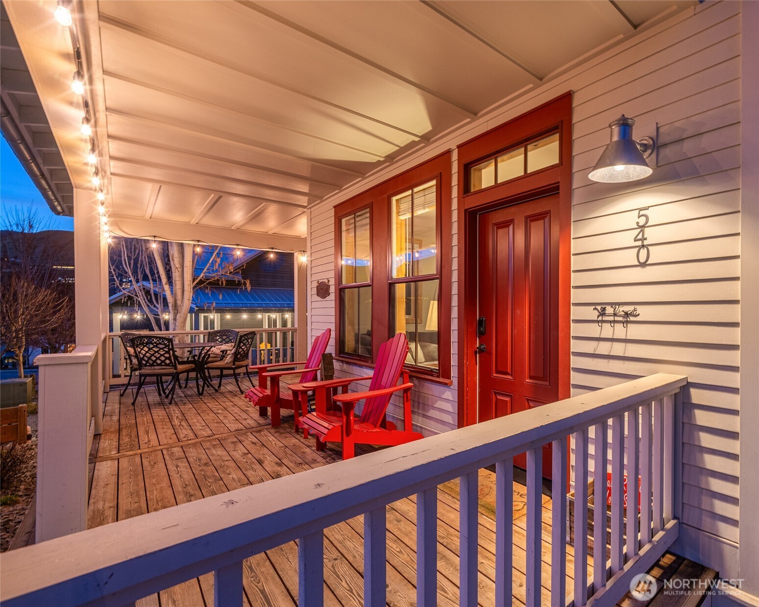 540 Porcupine Lane , Chelan, WA 98816