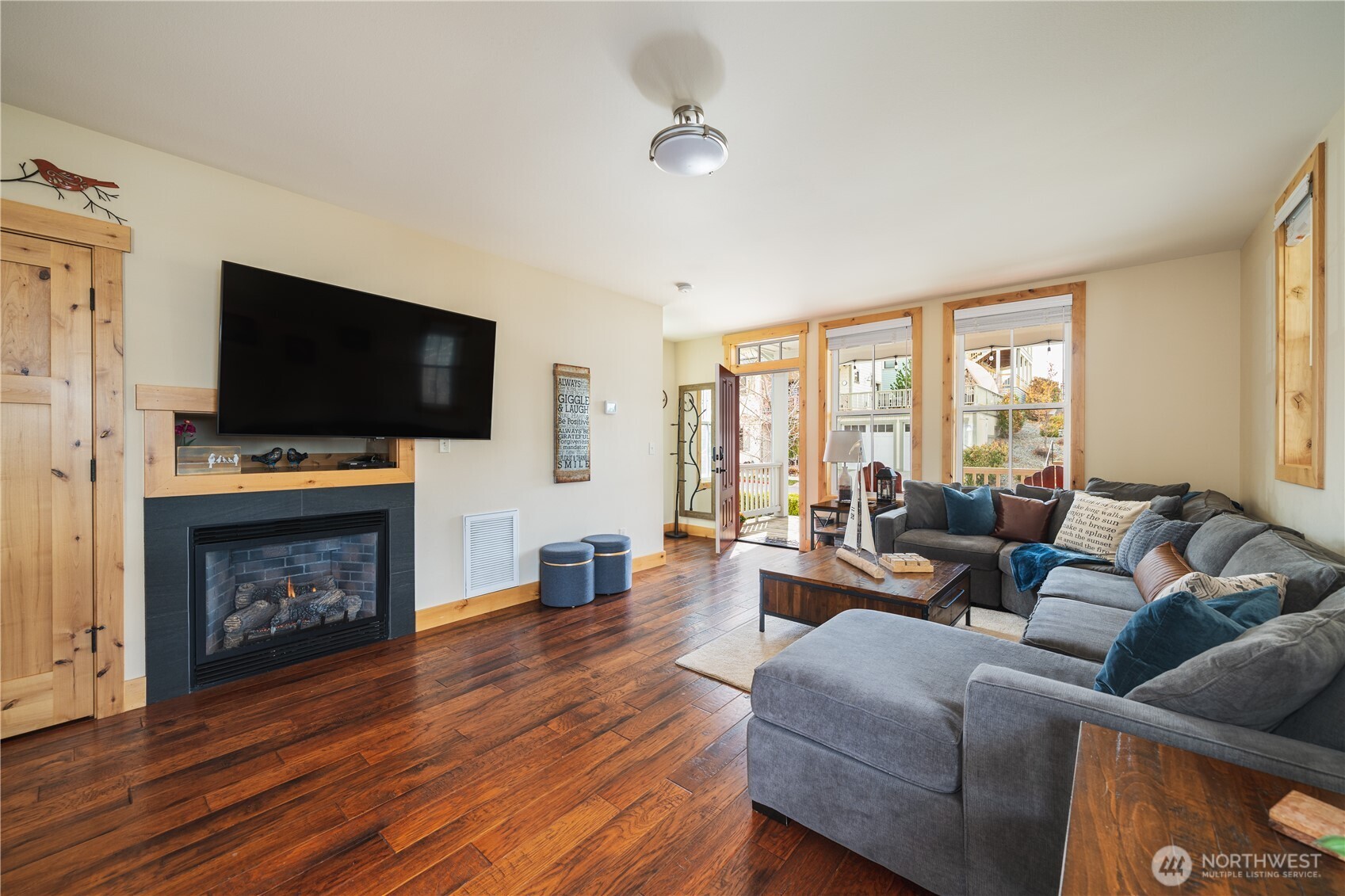 540 Porcupine Lane , Chelan, WA 98816