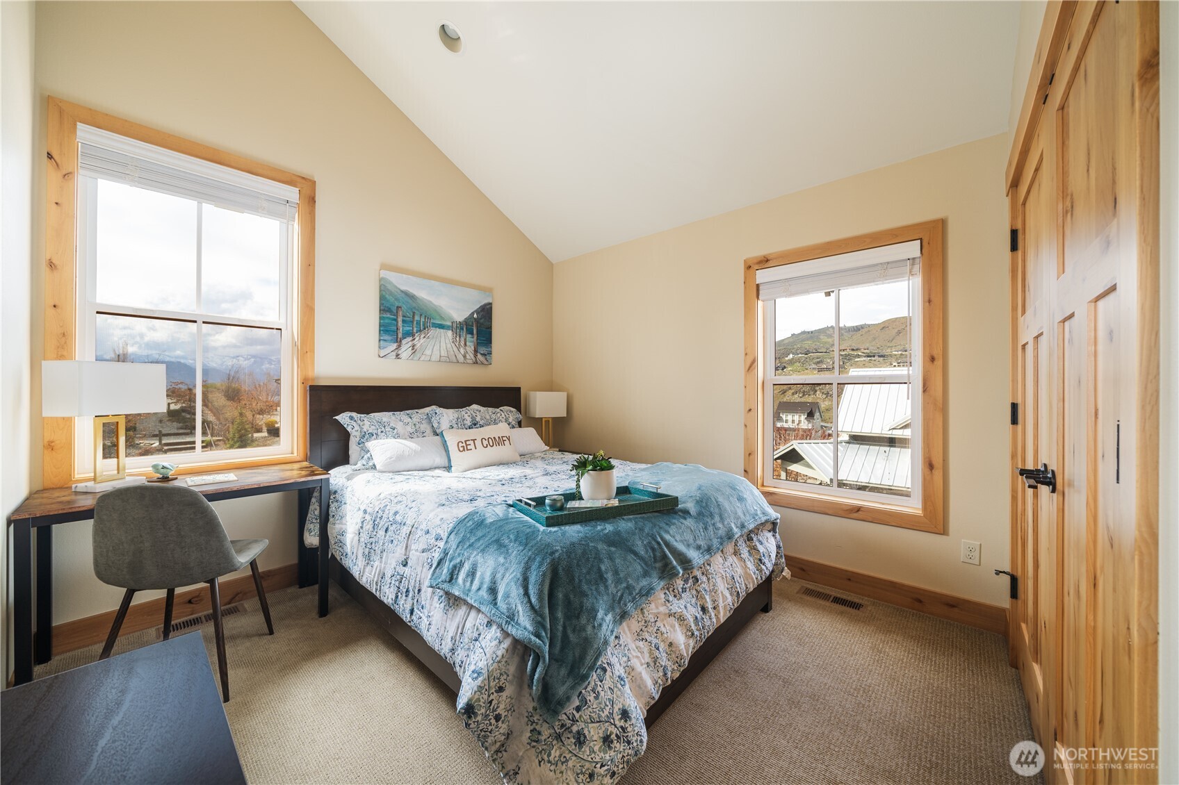 540 Porcupine Lane , Chelan, WA 98816
