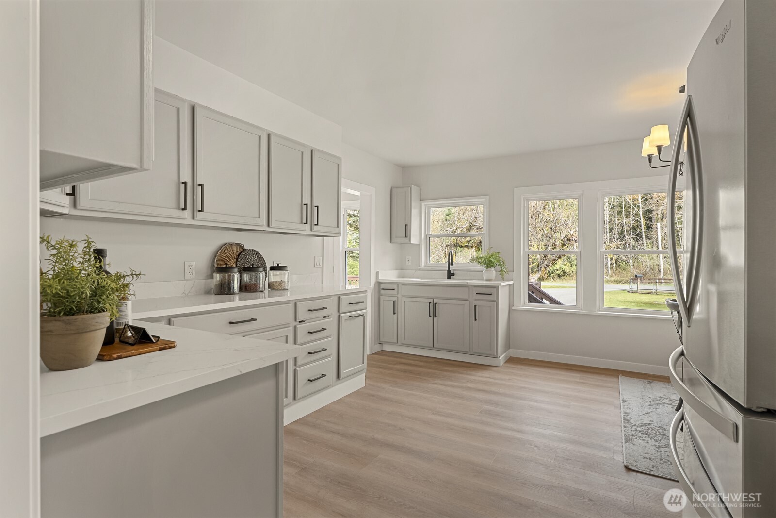 46302 SE Edgewick Road , North Bend, WA 98045