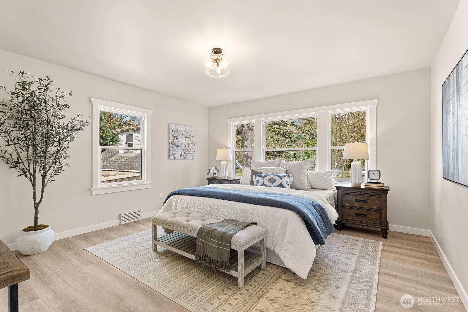 46302 SE Edgewick Road , North Bend, WA 98045