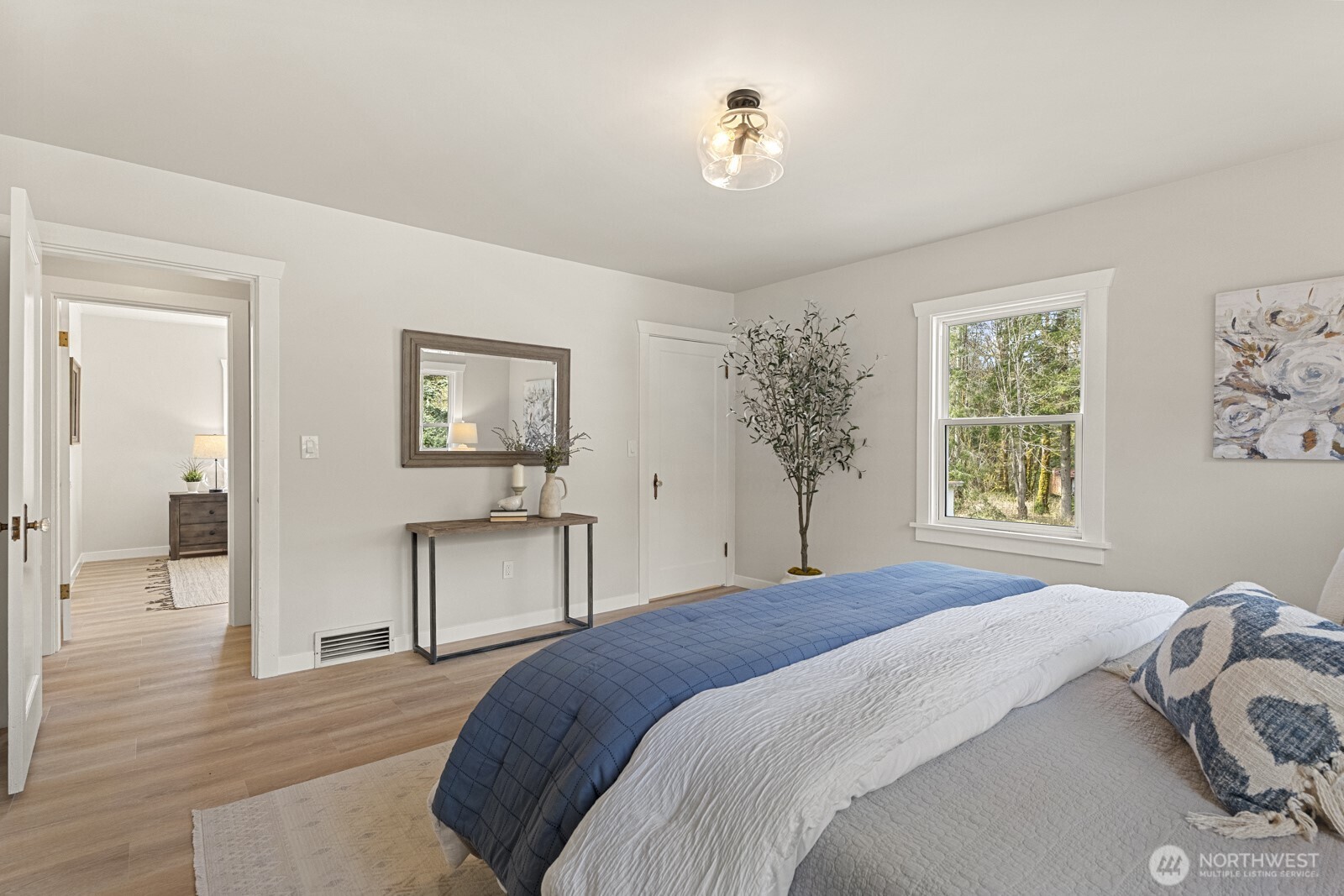 46302 SE Edgewick Road , North Bend, WA 98045