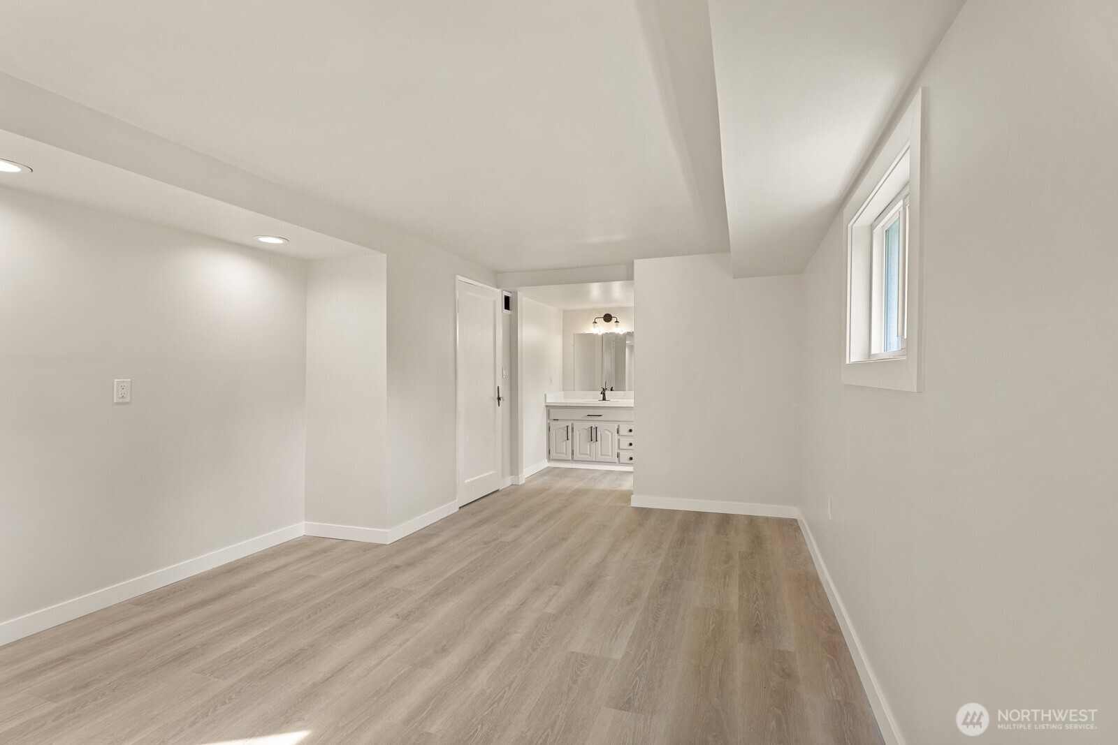 46302 SE Edgewick Road , North Bend, WA 98045