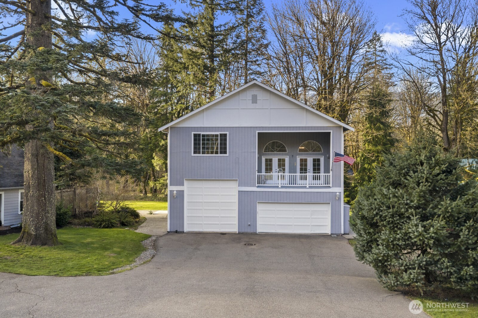 46302 SE Edgewick Road , North Bend, WA 98045