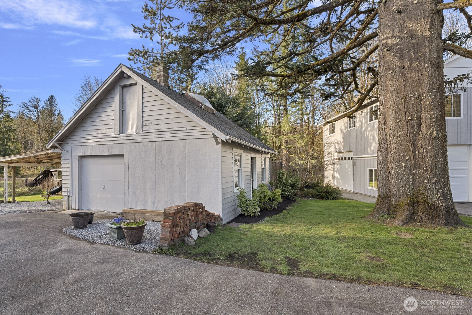 46302 SE Edgewick Road , North Bend, WA 98045