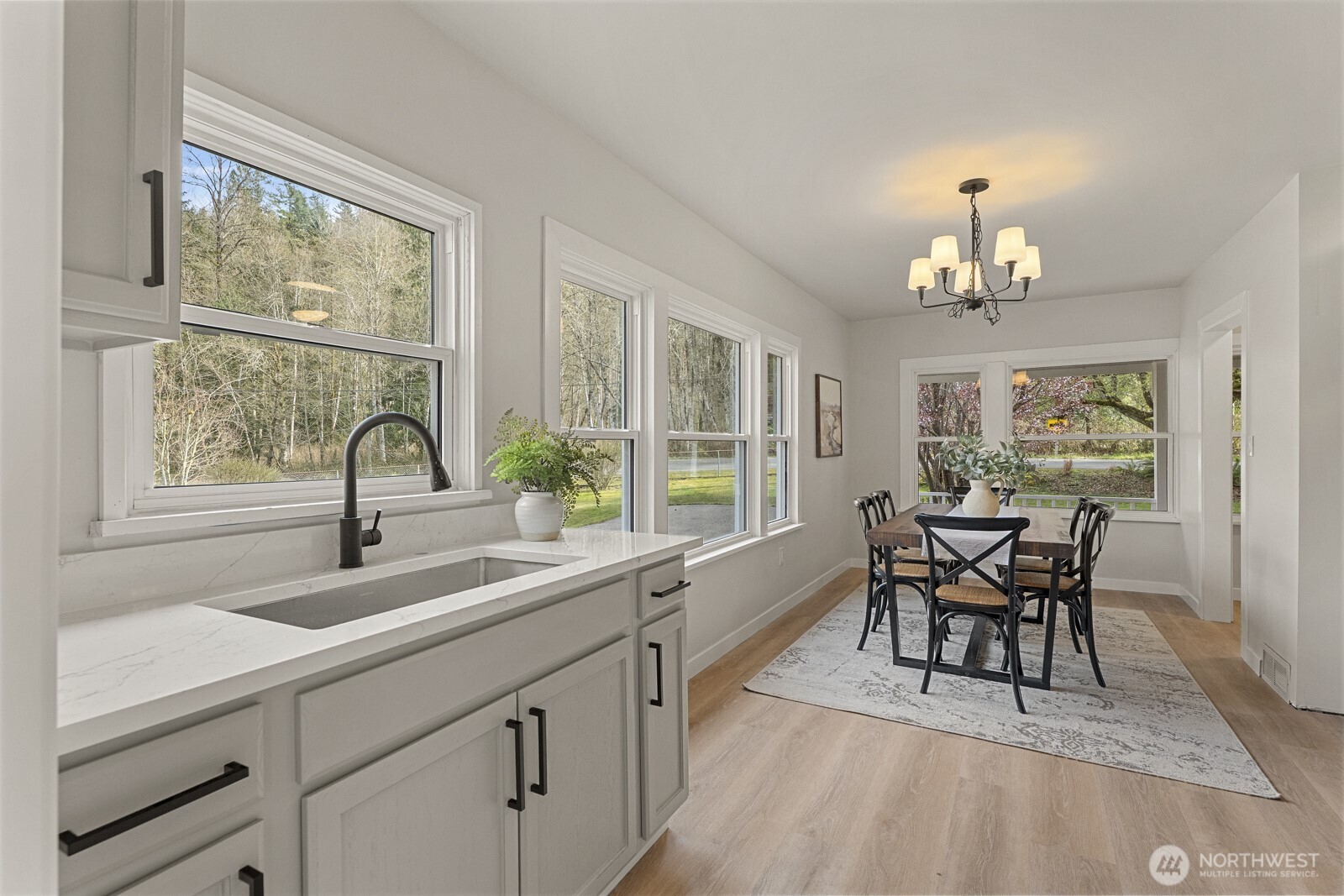 46302 SE Edgewick Road , North Bend, WA 98045