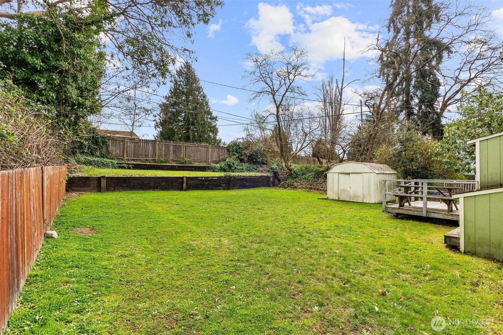 15620 5th Avenue NE, Shoreline, WA 98155-3807
