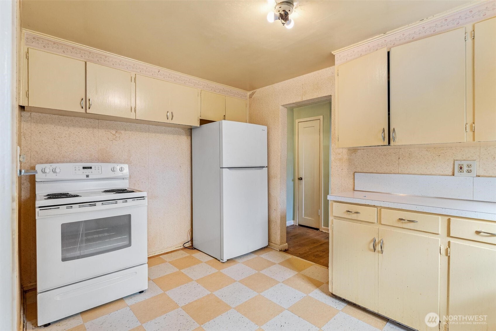 15620 5th Avenue NE, Shoreline, WA 98155-3807