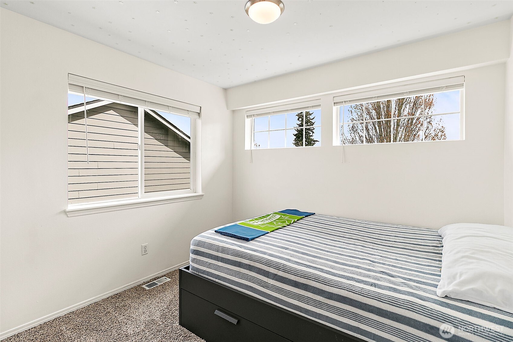 5207 Marshall Avenue SE, Auburn, WA 98092