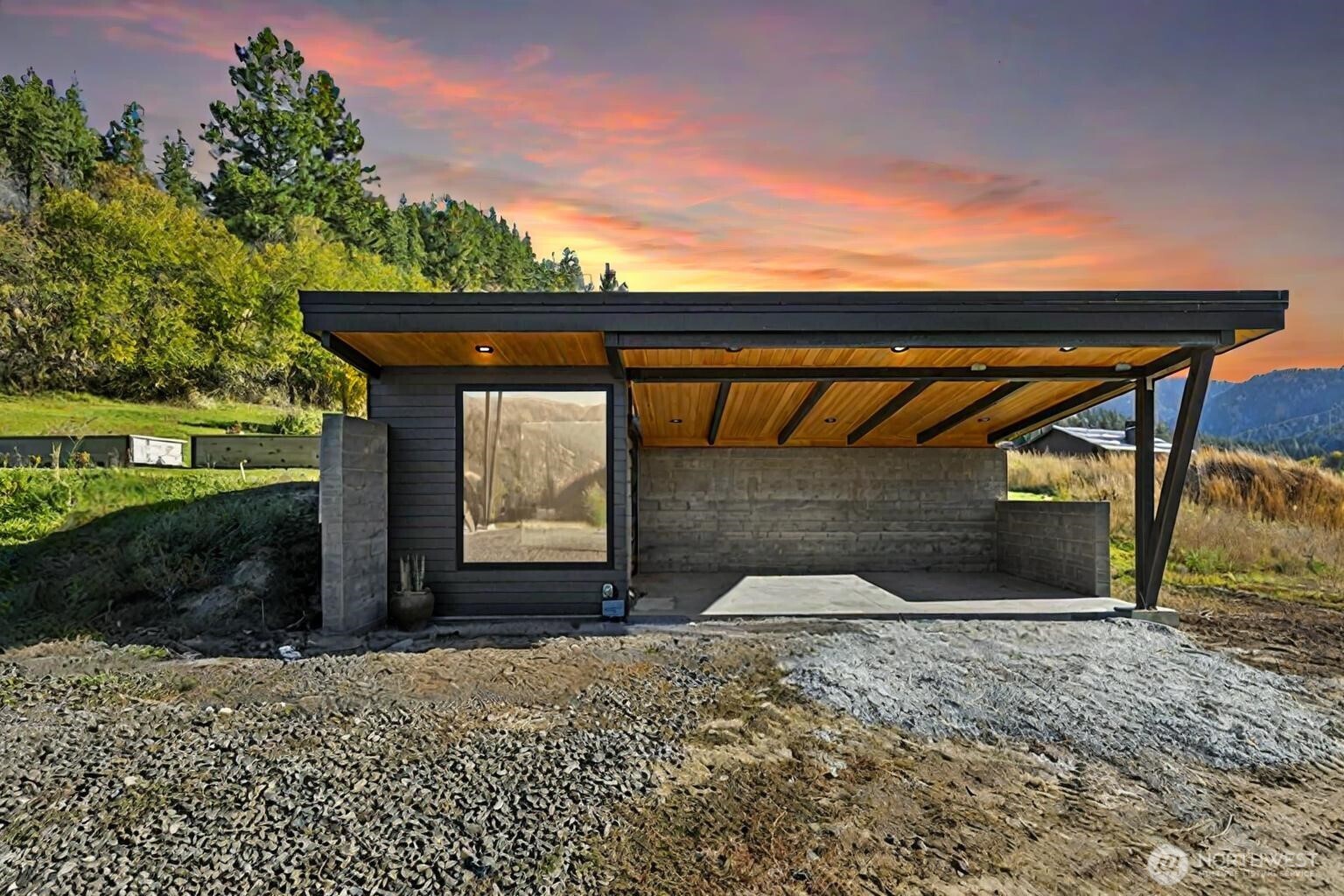 10695 Eagle Creek Road , Leavenworth, WA 98826