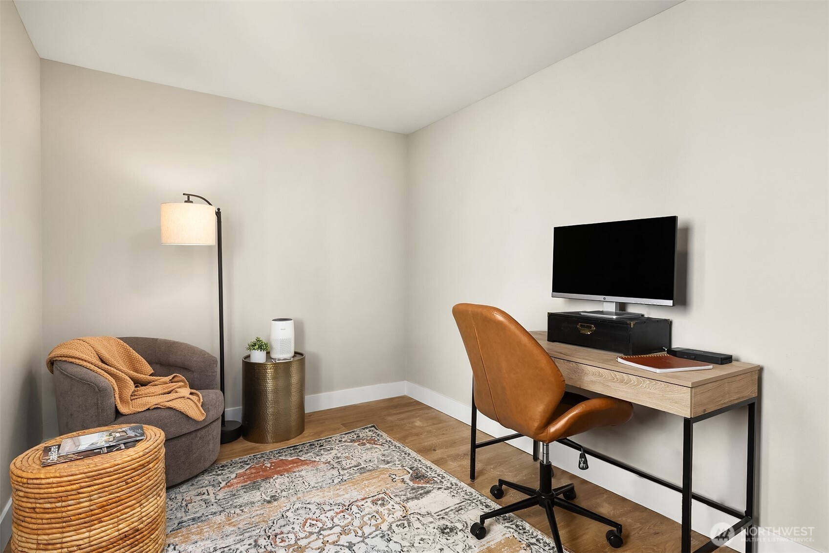 5954 SW 49th Ave #A, Seattle, WA 98136