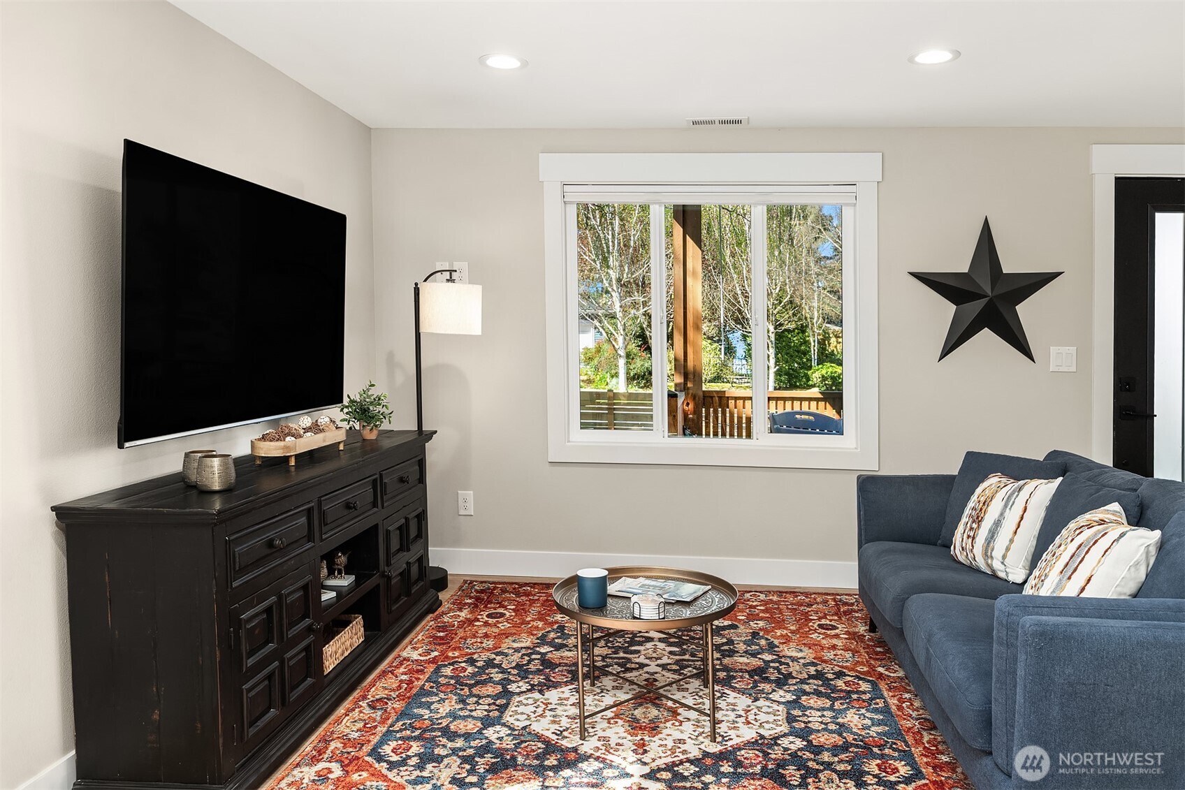 5954 SW 49th Ave #A, Seattle, WA 98136