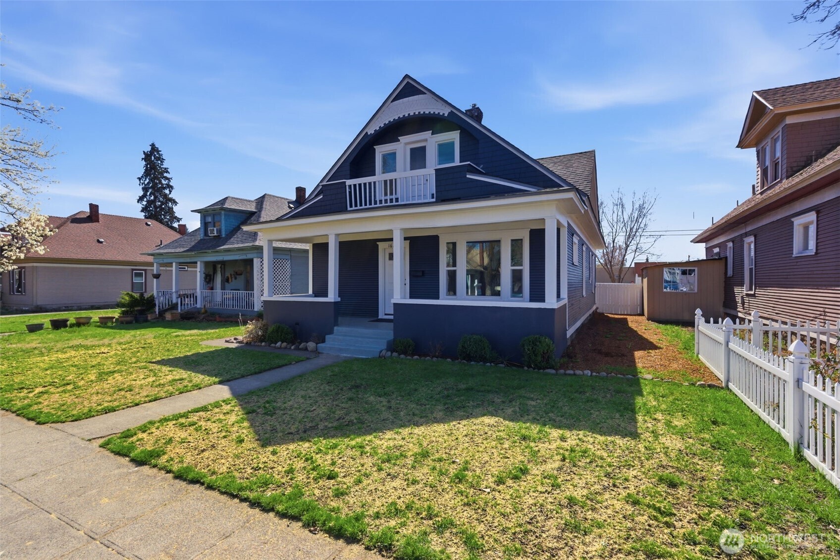 1621 W Knox Avenue , Spokane, WA 99205
