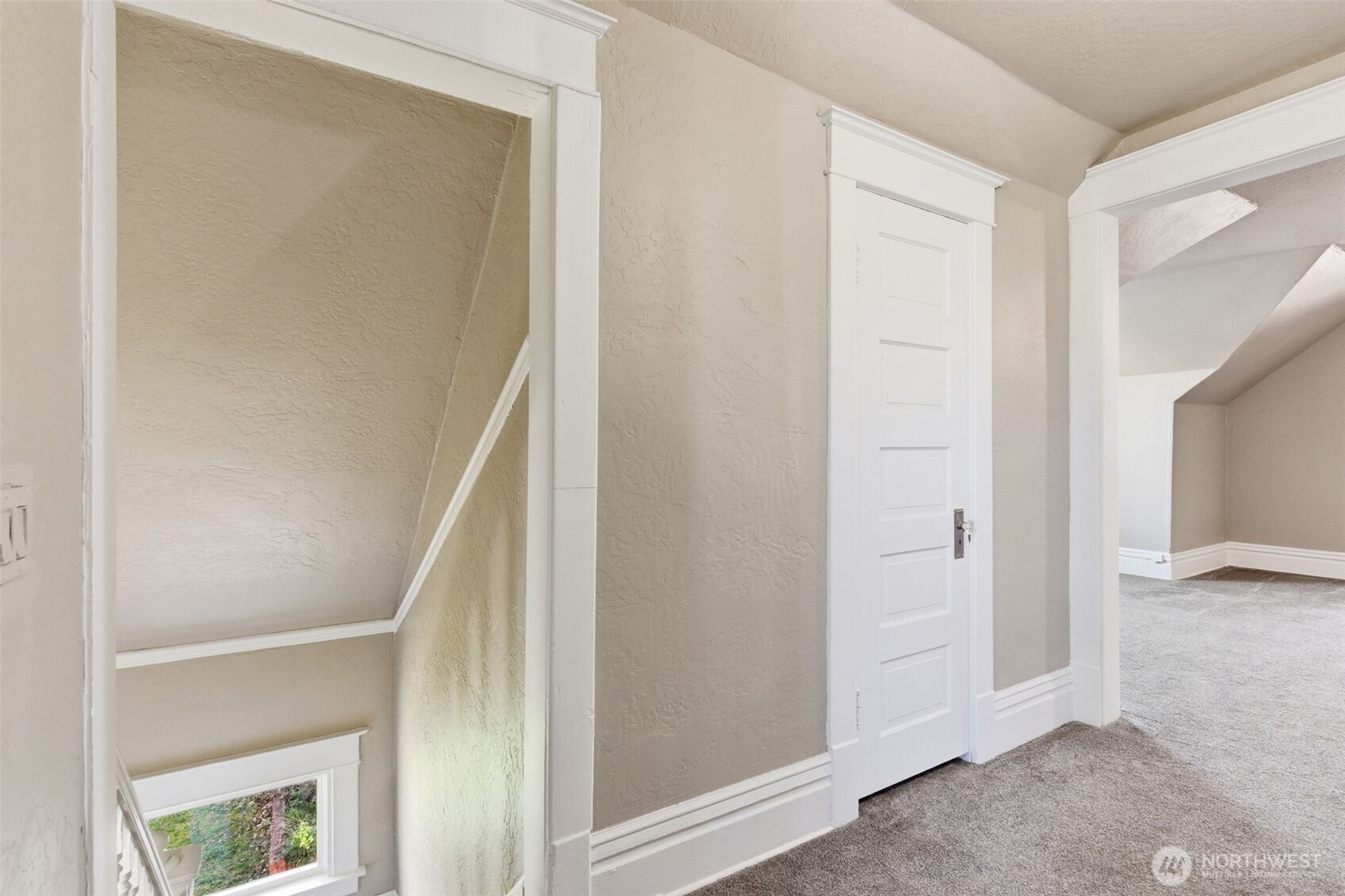 1621 W Knox Avenue , Spokane, WA 99205