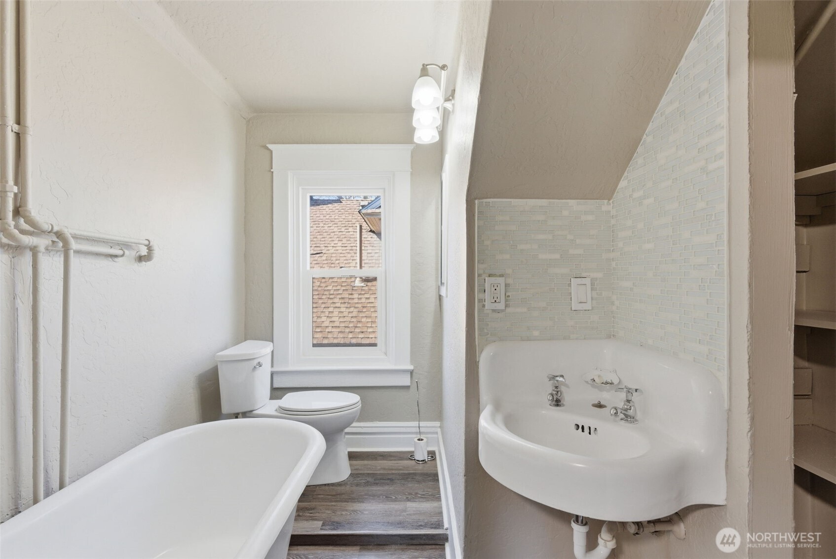 1621 W Knox Avenue , Spokane, WA 99205