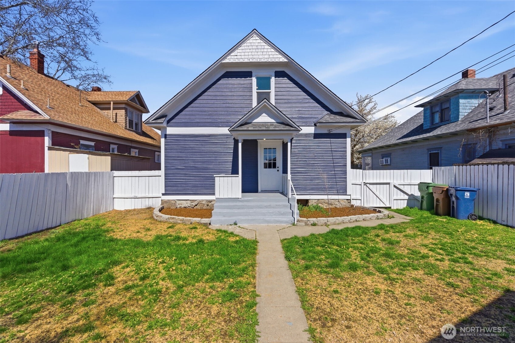 1621 W Knox Avenue , Spokane, WA 99205