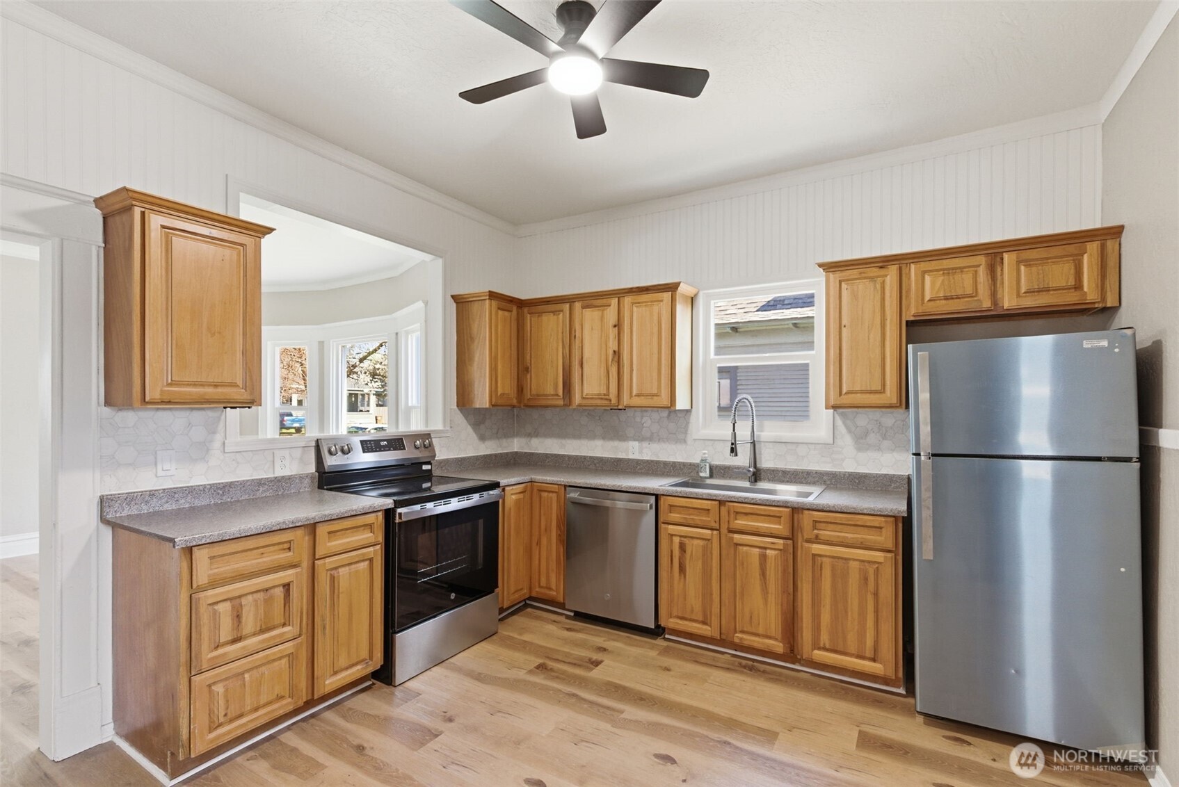 1621 W Knox Avenue , Spokane, WA 99205