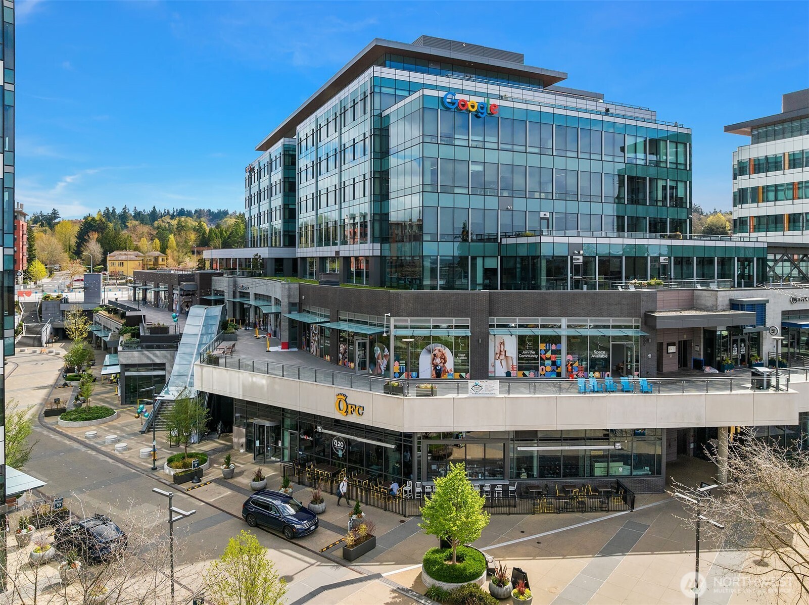 605 5th Street #B-201, Kirkland, WA 98033
