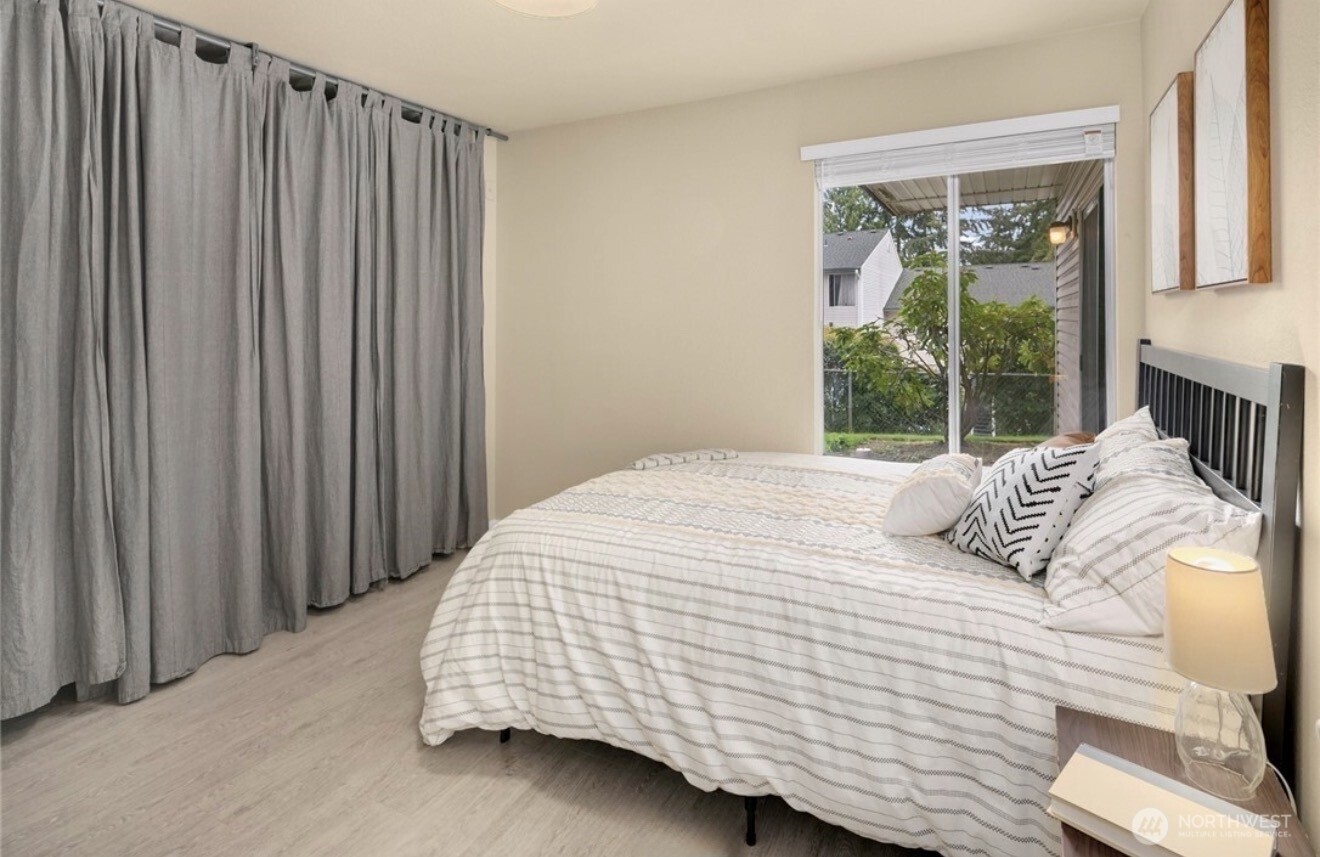 17431 Ambaum Boulevard S #B13, Seattle, WA 98148