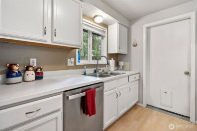 161 E Barnsby Place , Shelton, WA 98584 - Photo 6
