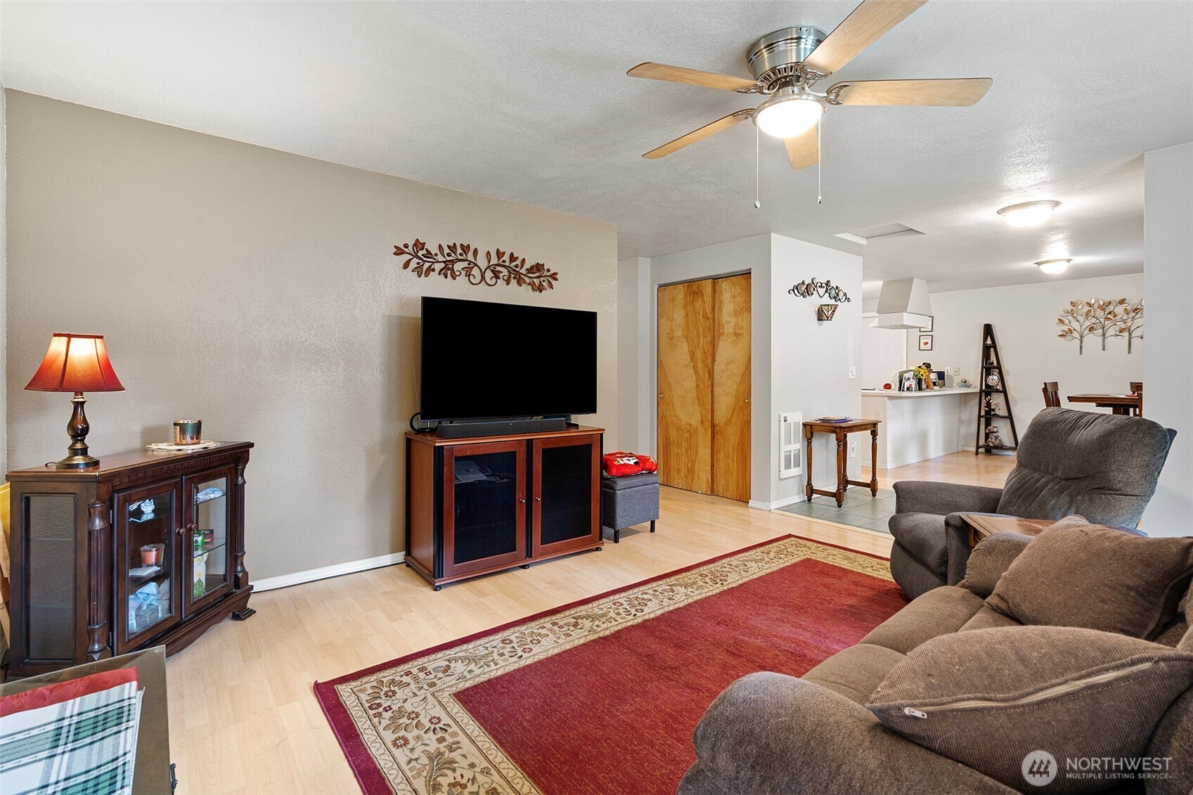 161 E Barnsby Place , Shelton, WA 98584